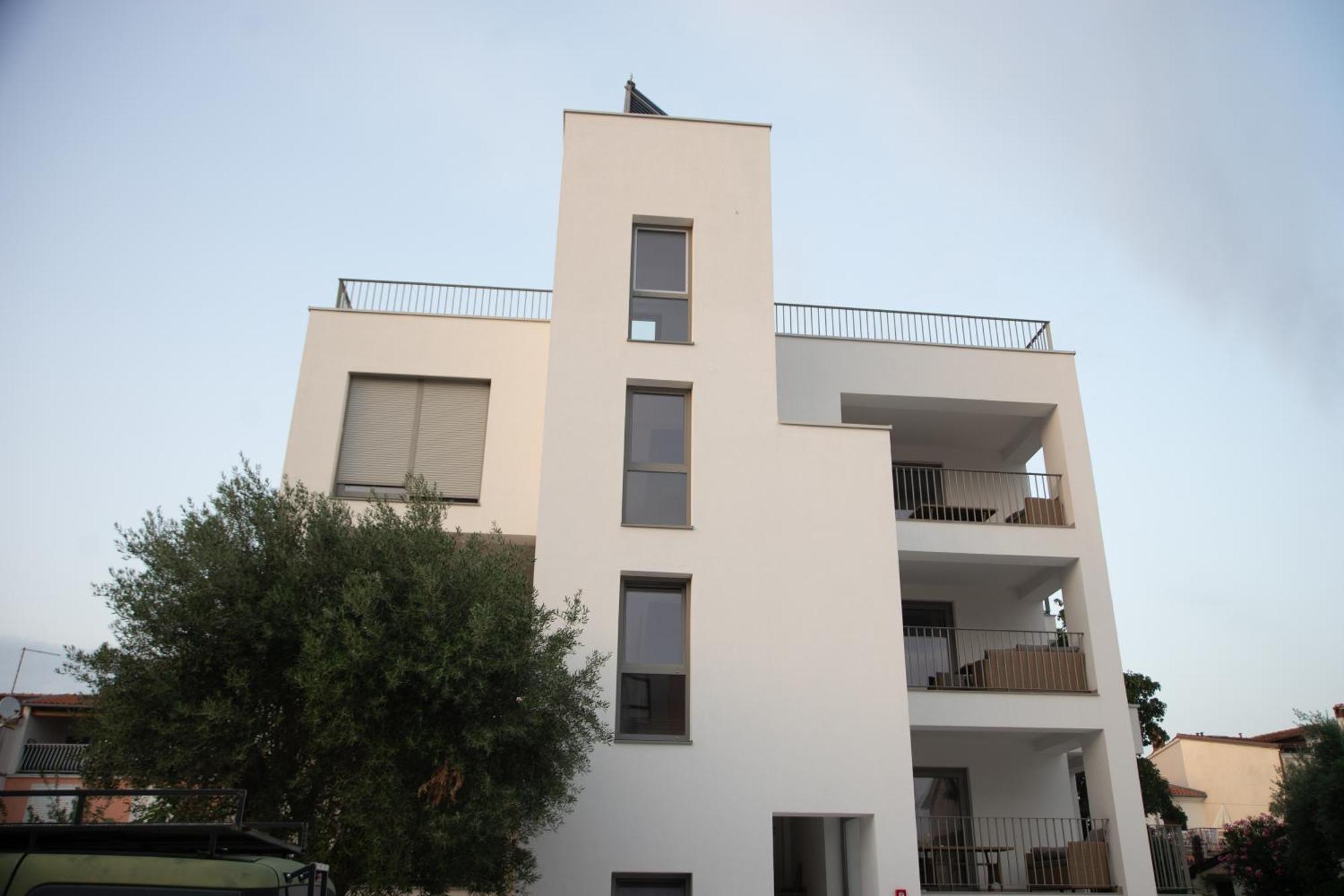 Apartment A-seven