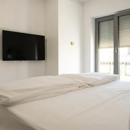A-Seven Apartments Rovinj Exterior photo